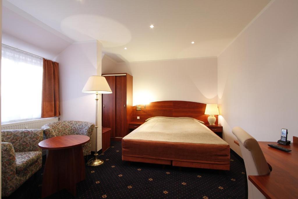 Hotel Preuss Im Dammtorpalais Hamburg Room photo